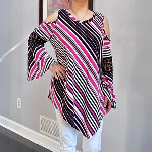 new directions pink black white striped cold shoulder Shirts & Tops, size 1X